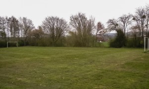 Sport und Miteinander auf dem Bolzplatz soll ermöglicht werden